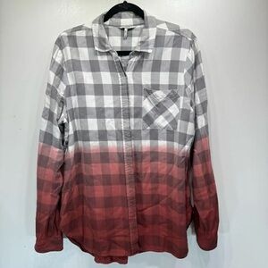 BKE The Boyfriend Ombre Plaid Flannel Button Front Long Sleeve Shirt